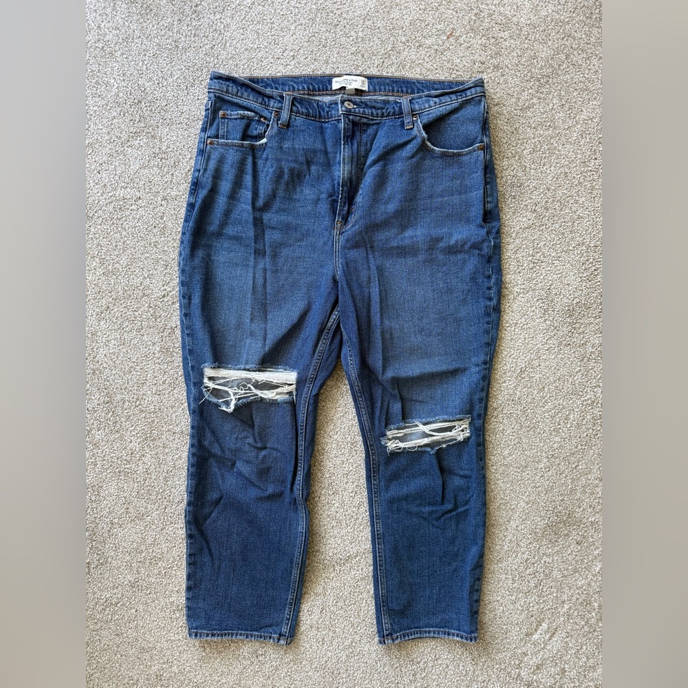 Abercrombie & Fitch Curve Love Ankle Straight Jeans